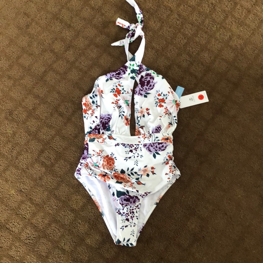NWT Cupshe bathing suit